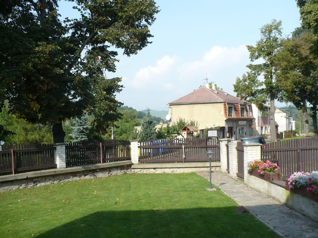 Apartments Ceske Stredohori Teplice Buitenkant foto
