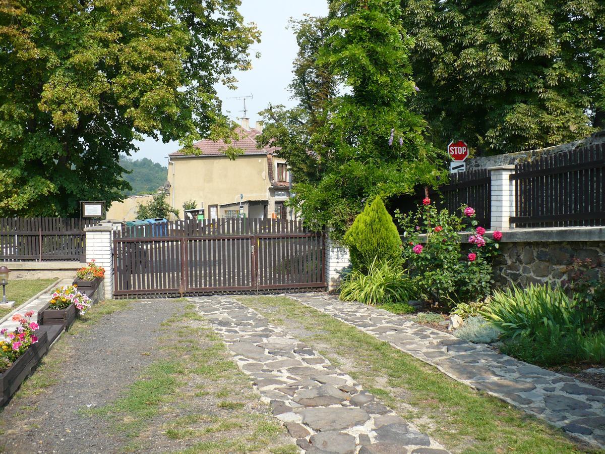 Apartments Ceske Stredohori Teplice Buitenkant foto